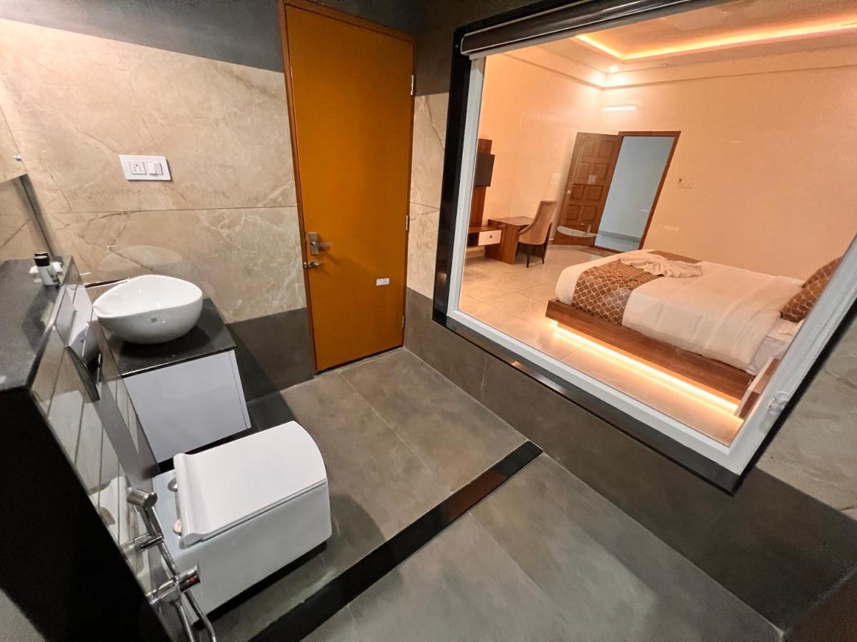 Blue Peaks Holiday Home Munnar Εξωτερικό φωτογραφία