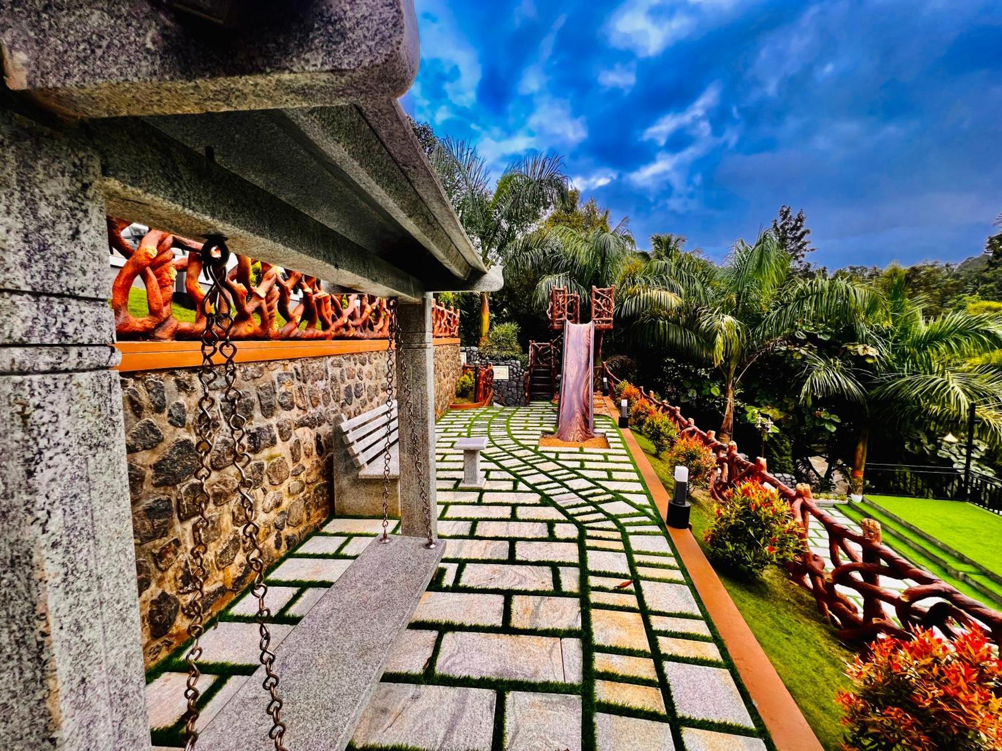 Blue Peaks Holiday Home Munnar Εξωτερικό φωτογραφία